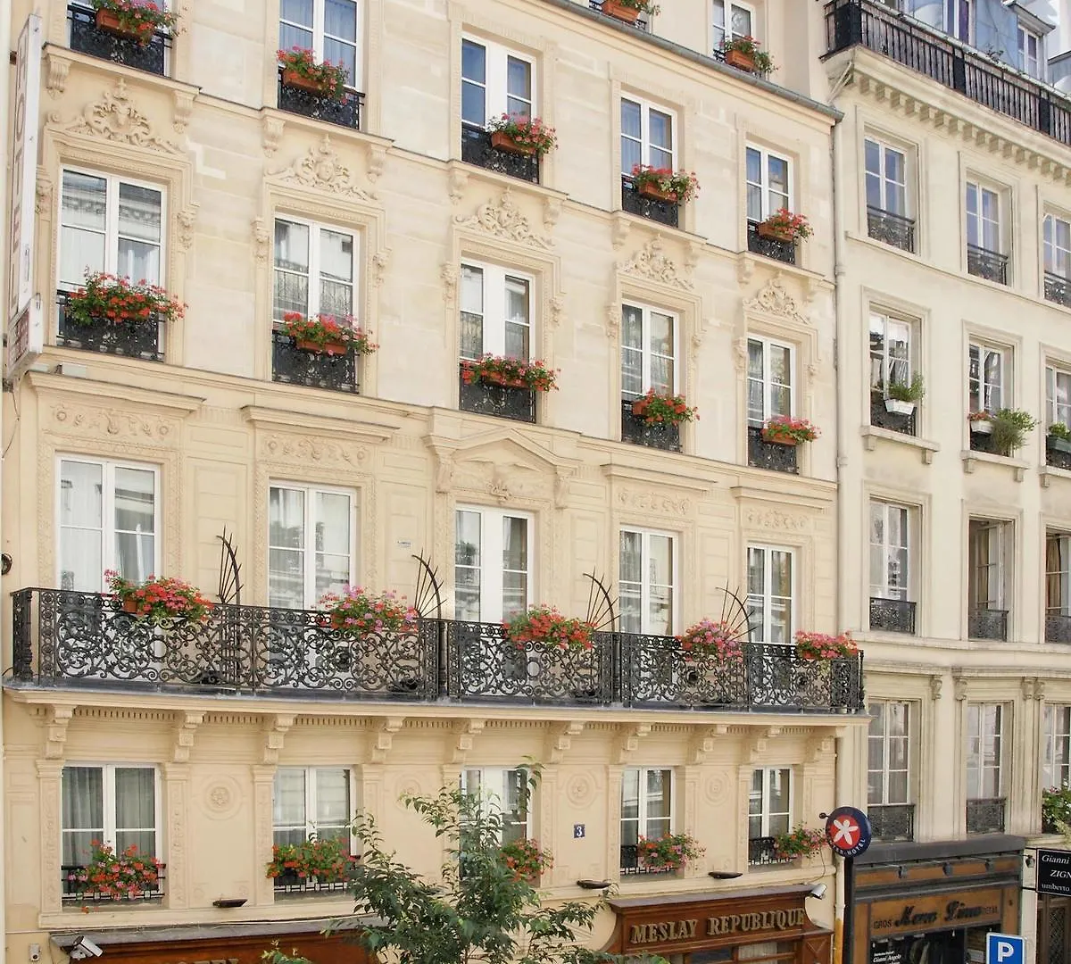 Hotel Meslay Republique Paris 3*,