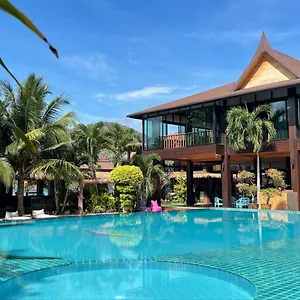 Üdülőközpont Phi Phi Villa Resort