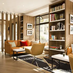 Eiffel Turenne Hotel