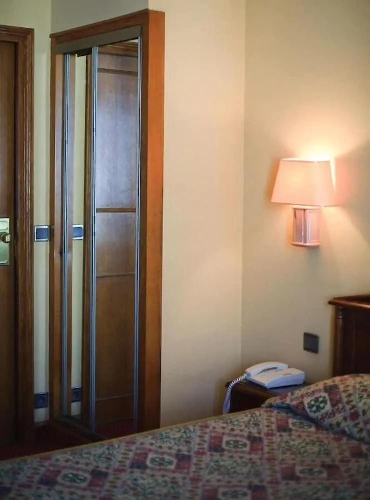 Hotel Meslay Republique Párizs