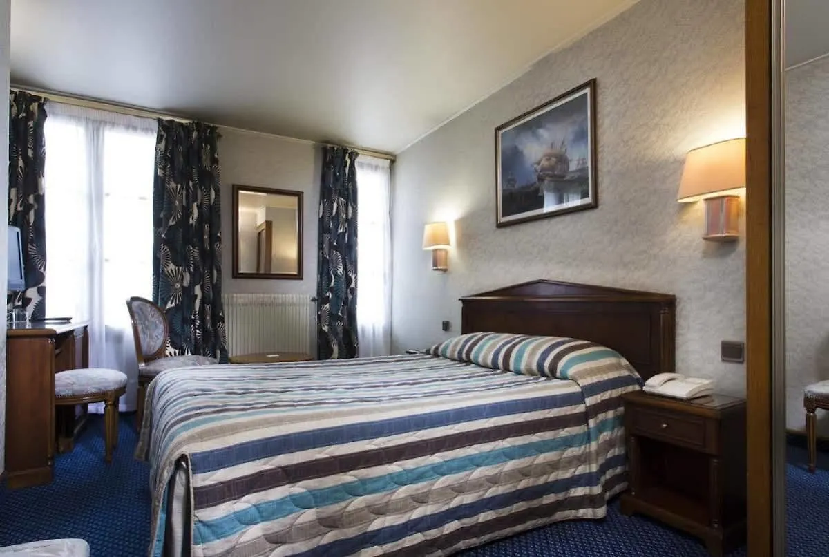 ***  Hotel Meslay Republique Párizs Franciaország